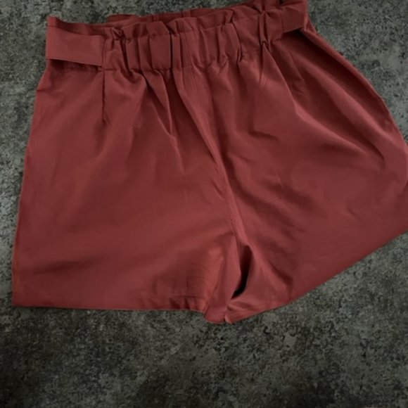 RBX Dressy brown/rust shorts - pleated and elastic waist - Picture 2 of 2